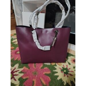 BNWT Coach Boysenberry (Plum) Signature Chain Tote Retail